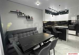 2-к квартира, вторичка, 56м2, 9/16 этаж