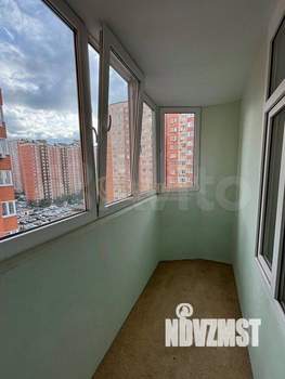 2-к квартира, вторичка, 64м2, 10/18 этаж