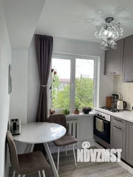 2-к квартира, вторичка, 39м2, 5/5 этаж