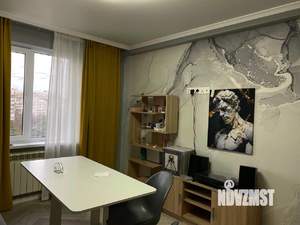 3-к квартира, вторичка, 76м2, 8/10 этаж