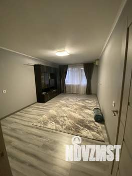 2-к квартира, вторичка, 55м2, 1/9 этаж