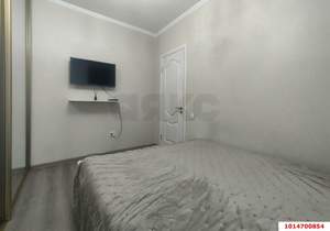 2-к квартира, вторичка, 38м2, 1/1 этаж