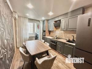 2-к квартира, вторичка, 61м2, 2/10 этаж
