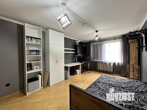 3-к квартира, вторичка, 65м2, 5/10 этаж