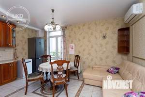 2-к квартира, вторичка, 77м2, 4/10 этаж