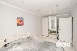 2-к квартира, вторичка, 54м2, 1/9 этаж