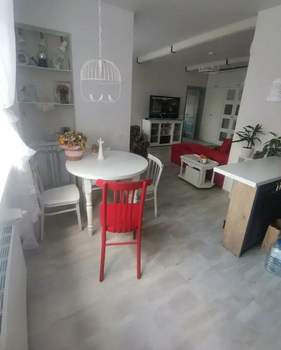 2-к квартира, вторичка, 62м2, 9/9 этаж