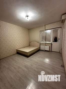 2-к квартира, вторичка, 61м2, 1/3 этаж