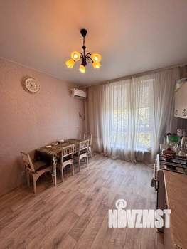 2-к квартира, вторичка, 58м2, 1/3 этаж