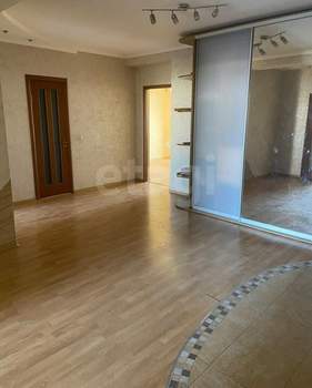 3-к квартира, вторичка, 105м2, 10/10 этаж