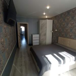 2-к квартира, вторичка, 70м2, 10/17 этаж