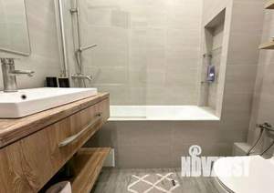 2-к квартира, вторичка, 54м2, 1/10 этаж