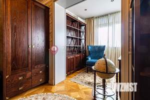 4-к квартира, вторичка, 174м2, 7/17 этаж