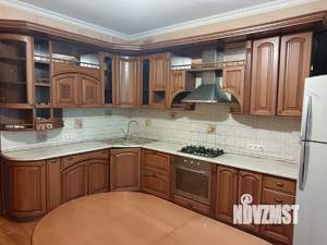 4-к квартира, вторичка, 122м2, 1/8 этаж