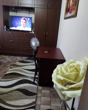2-к квартира, вторичка, 52м2, 1/9 этаж