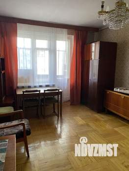 4-к квартира, вторичка, 103м2, 5/5 этаж