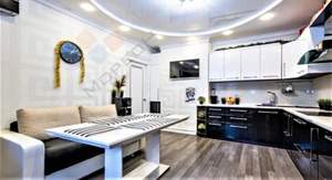 3-к квартира, вторичка, 93м2, 9/19 этаж