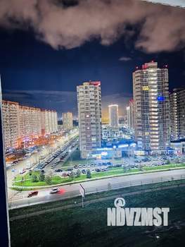 2-к квартира, вторичка, 63м2, 10/18 этаж