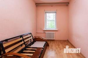 3-к квартира, вторичка, 100м2, 2/2 этаж