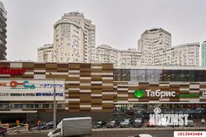 3-к квартира, вторичка, 110м2, 2/19 этаж