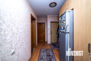 4-к квартира, вторичка, 64м2, 5/5 этаж
