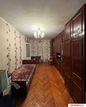 3-к квартира, вторичка, 61м2, 1/5 этаж