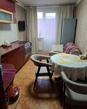 1-к квартира, вторичка, 42м2, 3/3 этаж