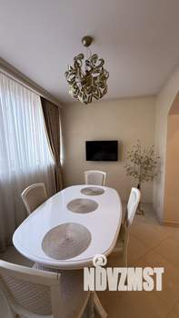 3-к квартира, вторичка, 146м2, 10/18 этаж