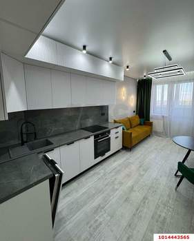 2-к квартира, вторичка, 70м2, 9/16 этаж