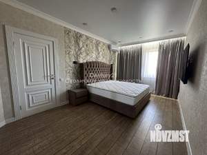 3-к квартира, вторичка, 82м2, 8/17 этаж