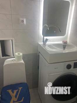 2-к квартира, вторичка, 64м2, 7/16 этаж