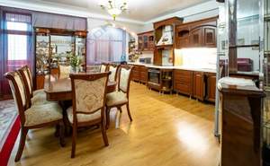 4-к квартира, вторичка, 160м2, 12/17 этаж