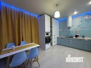 2-к квартира, вторичка, 68м2, 1/3 этаж