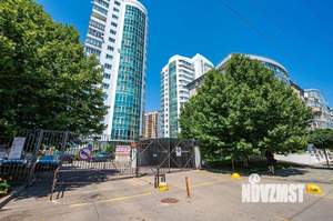 3-к квартира, вторичка, 141м2, 14/16 этаж