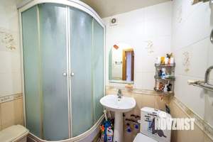 4-к квартира, вторичка, 64м2, 5/5 этаж