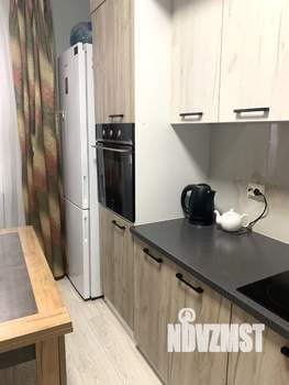 1-к квартира, вторичка, 38м2, 7/25 этаж