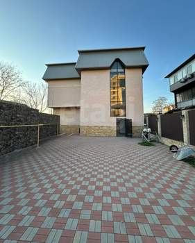 2-к квартира, вторичка, 63м2, 2/1 этаж