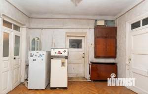 3-к квартира, вторичка, 57м2, 1/1 этаж