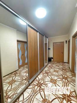 3-к квартира, вторичка, 90м2, 2/23 этаж