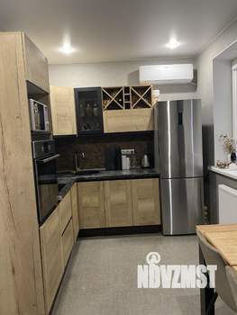 2-к квартира, вторичка, 61м2, 9/17 этаж
