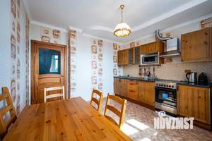 2-к квартира, вторичка, 67м2, 8/24 этаж