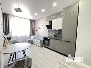 2-к квартира, вторичка, 53м2, 10/18 этаж