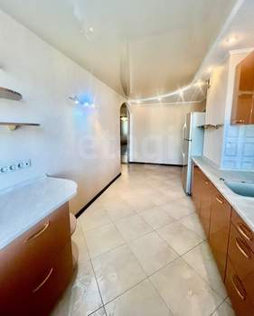 4-к квартира, вторичка, 80м2, 9/10 этаж