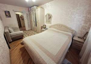 2-к квартира, вторичка, 54м2, 1/3 этаж