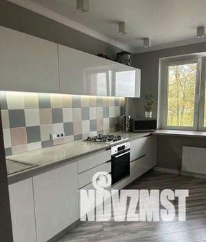 2-к квартира, вторичка, 62м2, 3/19 этаж