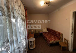 2-к квартира, вторичка, 44м2, 1/4 этаж