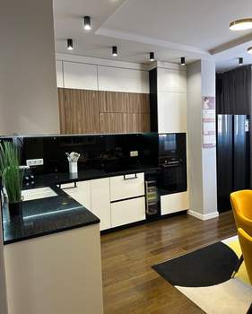 2-к квартира, вторичка, 72м2, 14/24 этаж