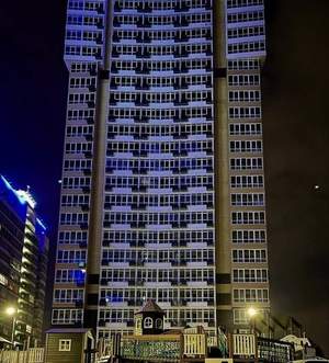 2-к квартира, вторичка, 52м2, 9/17 этаж