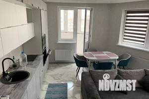 2-к квартира, вторичка, 61м2, 3/17 этаж