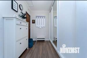 2-к квартира, вторичка, 60м2, 1/17 этаж